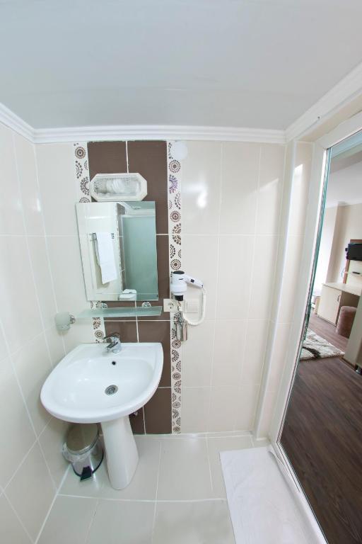 Kalfa Hotel Trabzon Zimmer foto
